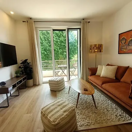 The Chic Liberation Apartment Nice Exterior photo